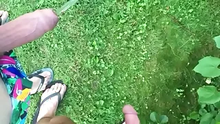 Mijando com a picona dura sem arrega&ccedil;ar